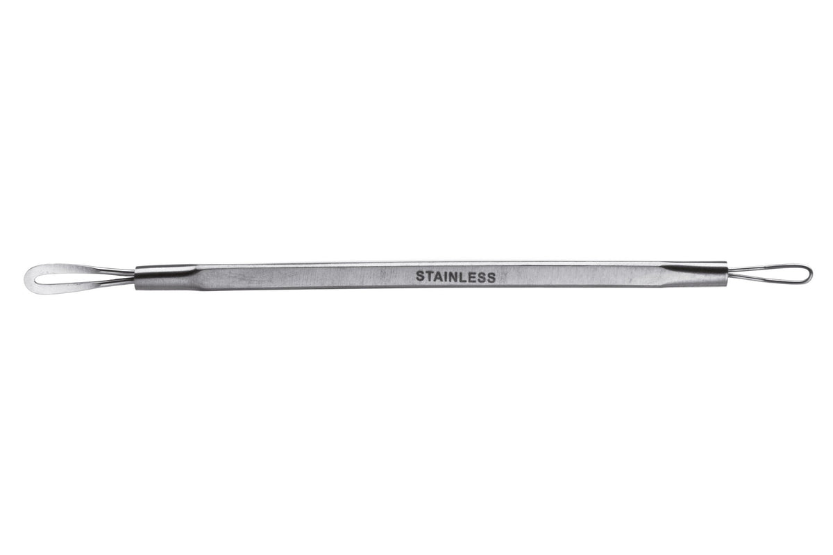 Eurostil stainless steel dual-loop blackhead extractor on white background