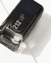 Charger l'image dans la galerie, Parfum Homme 212 Vip Black Carolina Herrera EDP (200 ml)