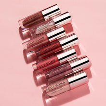 Load image into Gallery viewer, Lipstick Revolution Make Up Pout Bomb Plumping Gloss Glaze (4,6 ml)