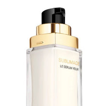 Afbeelding in Gallery-weergave laden, Verhelderend serum Sumlimage Chanel
