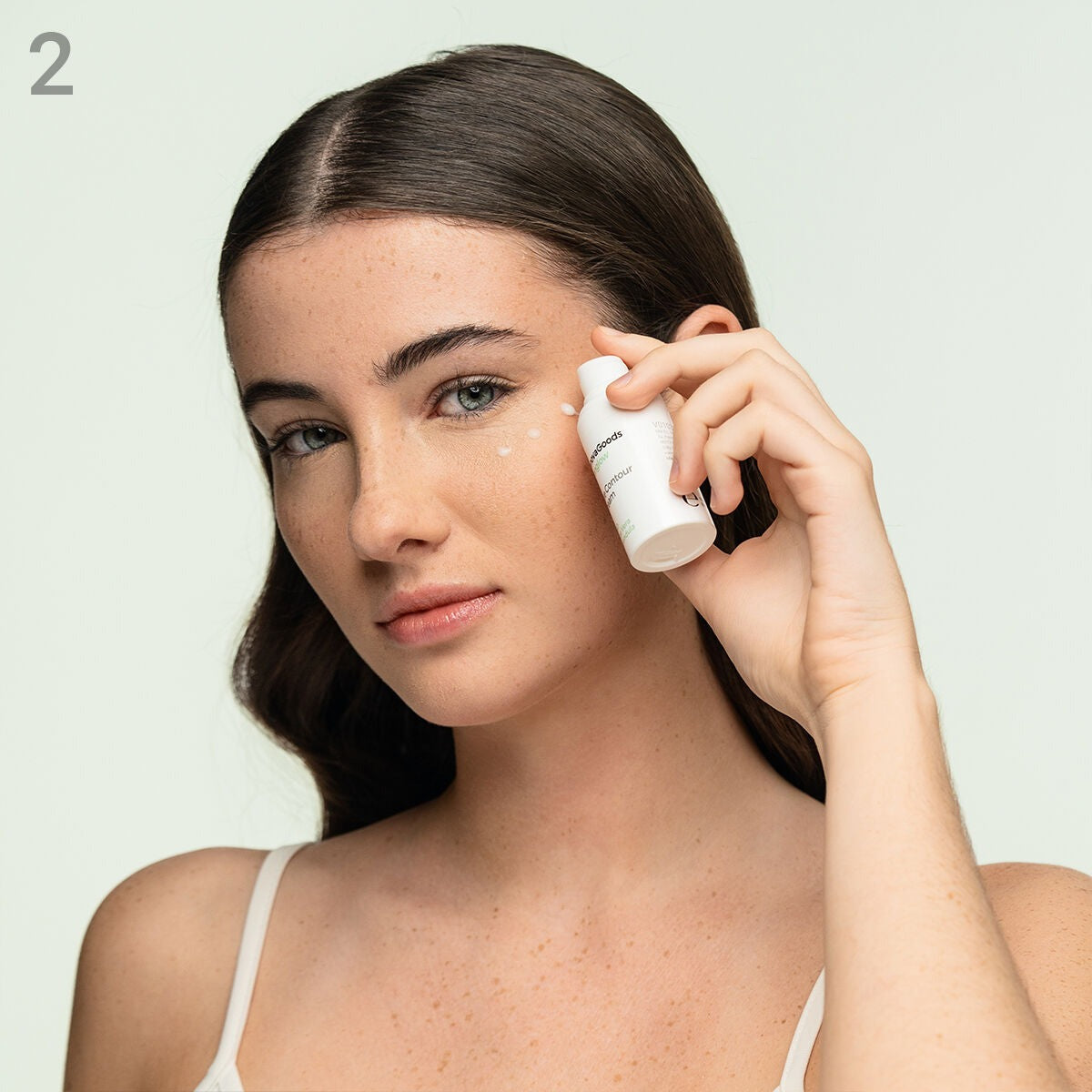 InnovaGoods CBD Face Moisturising Pack – Vegan Hydrating Skincare Set 4