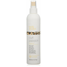 Cargar imagen en el visor de la galería, Perfecting Spray for Curls Milk Shake Curl Passion Leave in Conditioner (300 ml)