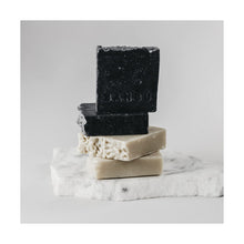 Lade das Bild in den Galerie-Viewer, Savon Banbu Nettoyant Visage Solide (100 g)