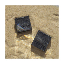 Lade das Bild in den Galerie-Viewer, Savon Banbu Nettoyant Visage Solide (100 g)