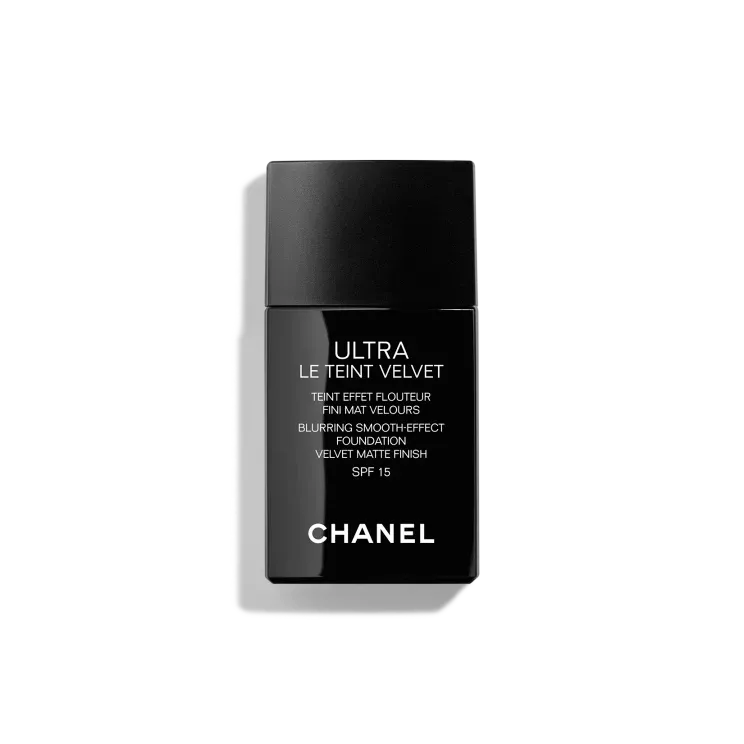 Liquid Make Up Base Ultra Le Teint Velvet Chanel - Lindkart