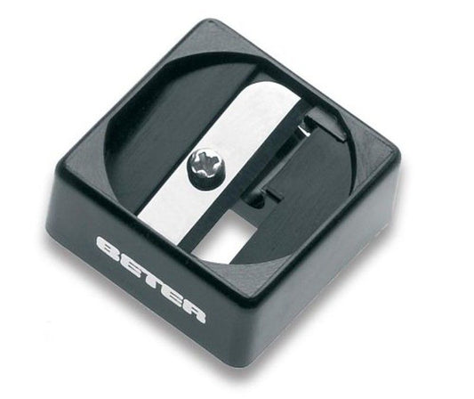 Beter cosmetic pencil sharpener 8 mm, black single-hole body on white background