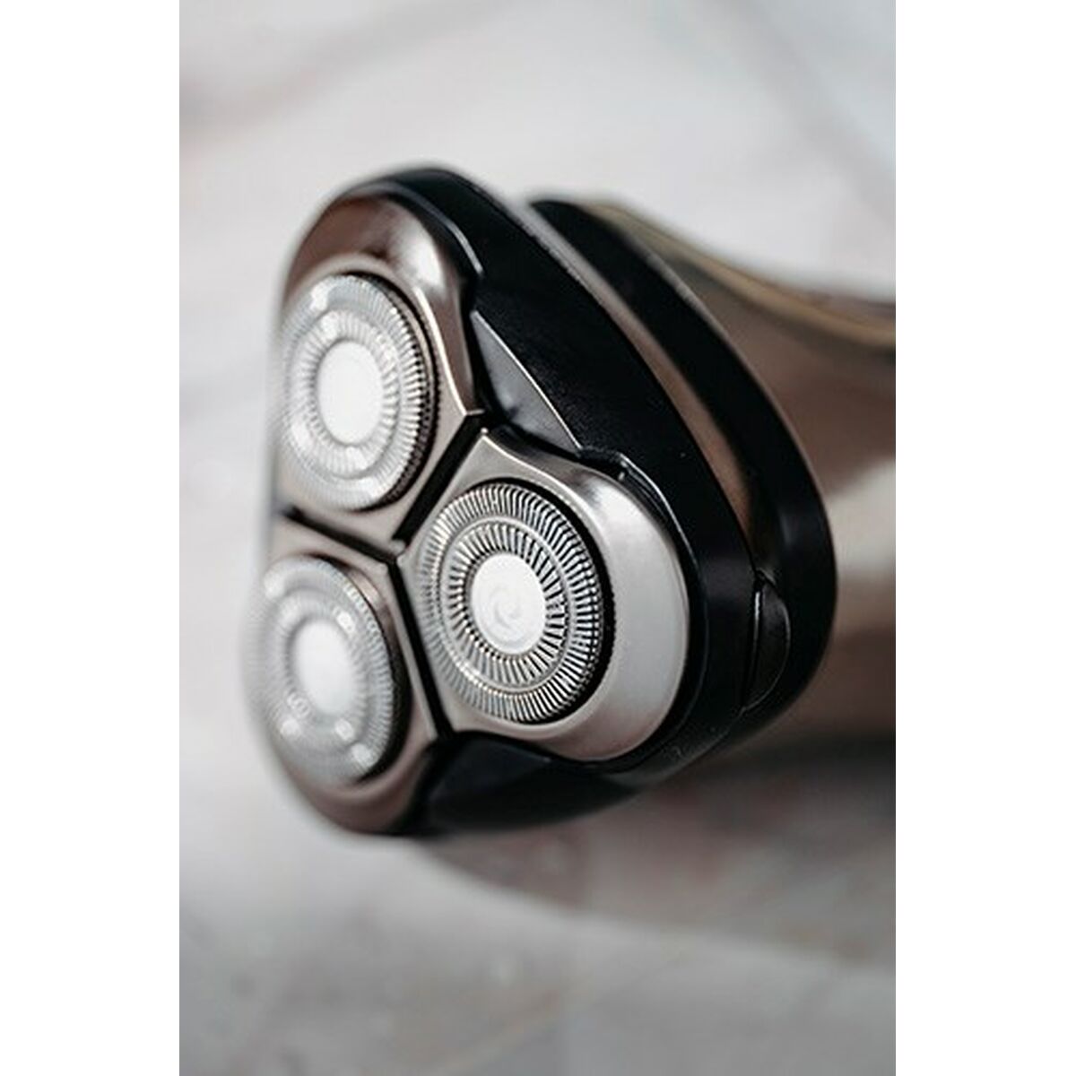 V8H5DED590D7C69E3BA224E4105E31889A9R6428102P8