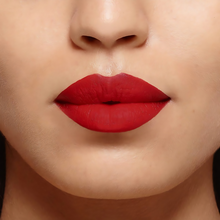 Cargar imagen en el visor de la galería, Barra de labios L&#39;Oreal Make Up Color Riche 336-le rouge avant-garde Mate
