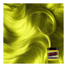 Charger l&#39;image dans la galerie, Teinture Permanente Classique Manic Panic ‎HCR 11012 Banane Electrique (118 ml)
