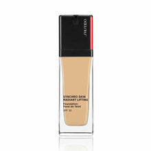 Cargar imagen en el visor de la galería, Base de maquillaje líquida Synchro Skin Radiant Lifting Shiseido (30 ml)
