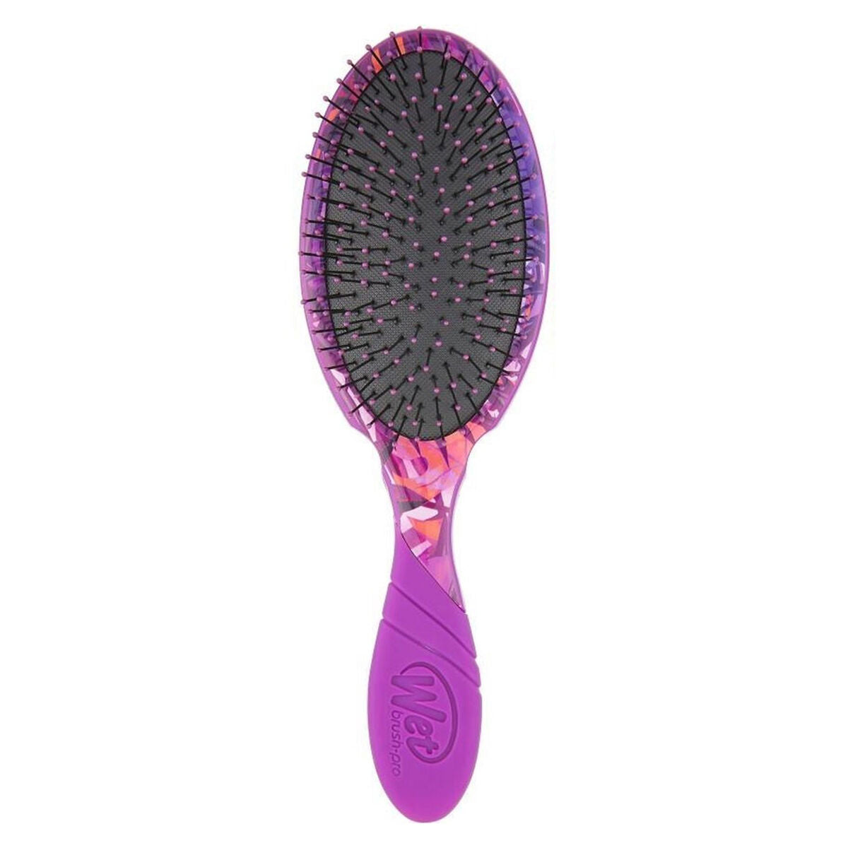 Brossez la brosse humide