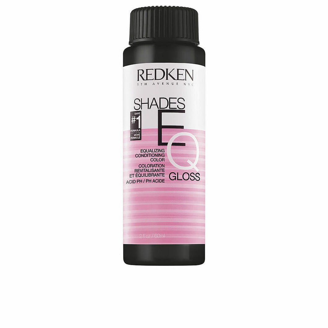 Semi-permanent Colourant Redken Shades EQ Kicker 07VB violet star (3 x 60 ml)