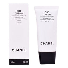 Lade das Bild in den Galerie-Viewer, Gezichtscorrector CC Crème Chanel (30 ml)
