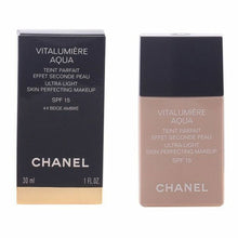 Charger l&#39;image dans la galerie, Base de maquillage liquide Chanel Vitalumière Aqua
