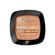 Lade das Bild in den Galerie-Viewer, Poudres Bronzantes Compactes L&#39;Oreal Make Up Infaillible 250-light clair 24 hours (9 g)
