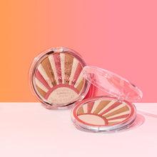 Load image into Gallery viewer, Lighting Powder Essence Kissed By The Light 02-sun kissed (10 g)
