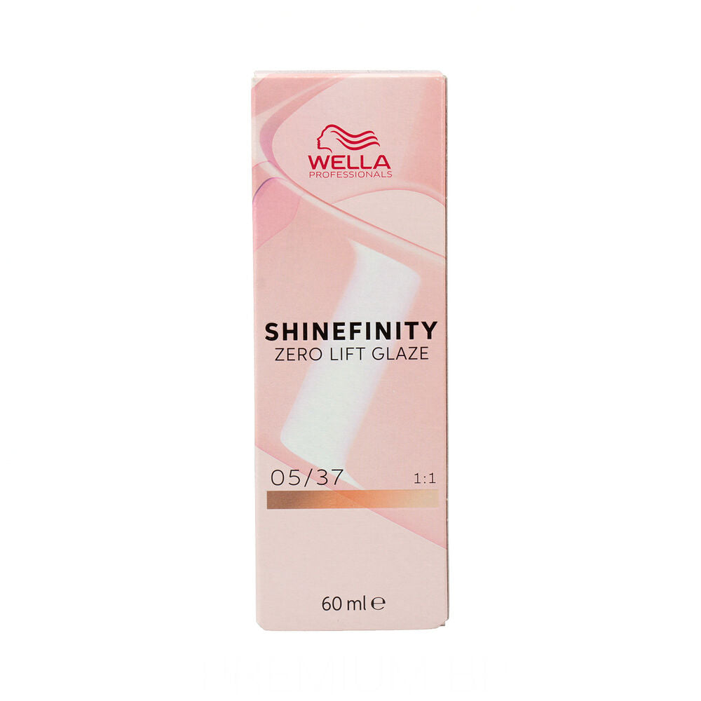 Wella Shinefinity Coloration Permanente Nº 05/37 (60 ml)