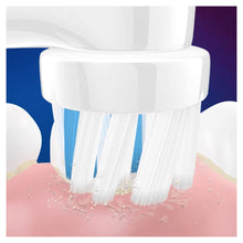 Cargar imagen en el visor de la galería, Replacement Head Oral-B Frozen Purple
