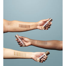 Cargar imagen en el visor de la galería, Base de maquillage liquide Revolution Make Up Conceal &amp; Define Nº F5 (23 ml)
