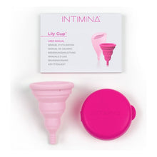 Charger l&#39;image dans la galerie, Coupe Menstruelle Intimina Lily Compact Cup A Rose Clair
