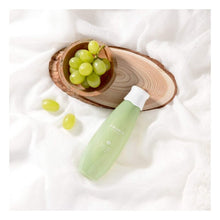 Cargar imagen en el visor de la galería, Purifying Cleansing Toner Frudia Green Grape (195 ml)

