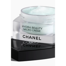 Lade das Bild in den Galerie-Viewer, Chanel Cream with Small Bubbles of Camellia Hydra Beauty - Lindkart

