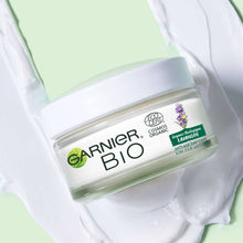 Load image into Gallery viewer, Organic Lavandin Anti-Age Day Cream Bio Ecocert Garnier (50 ml) Lavendar - Lindkart
